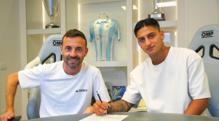 How the Football Transfer Window Changes Betting Markets Every August