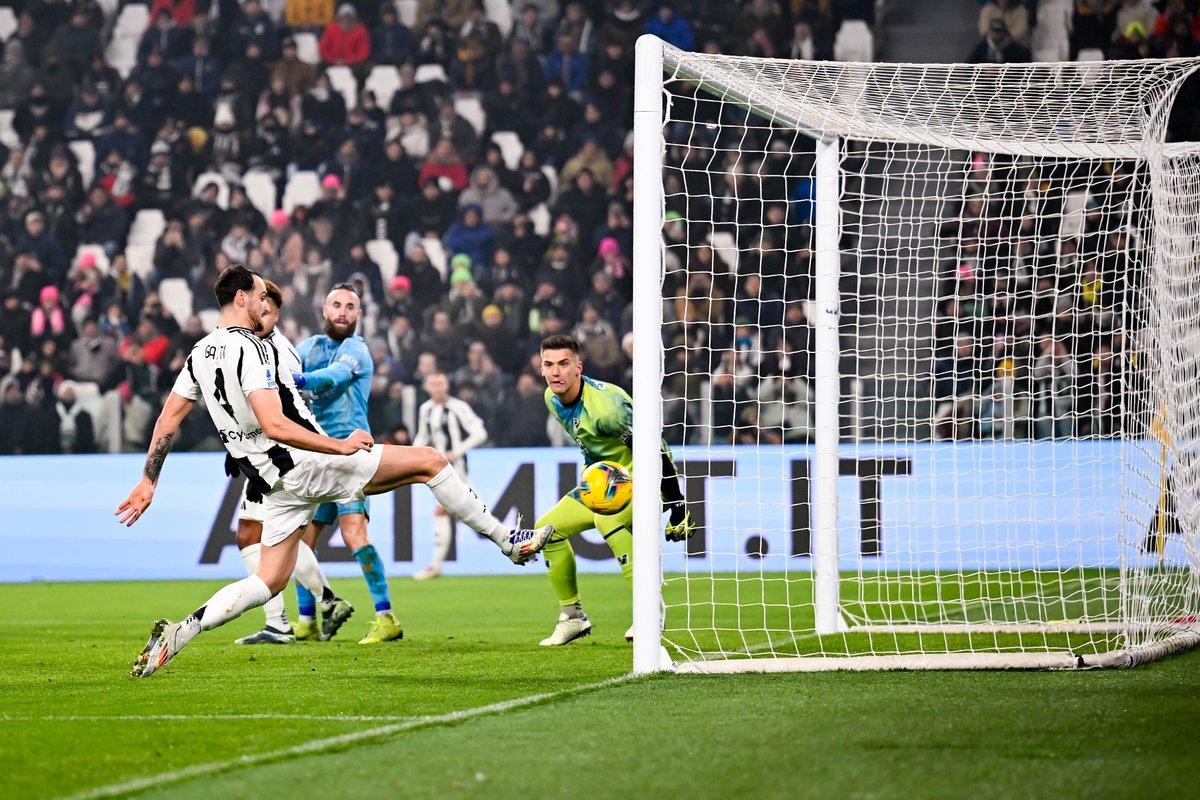 Elite European football clubs competing during a Champions League league-phase match. Elite European football clubs competing during a Champions League league-phase match.